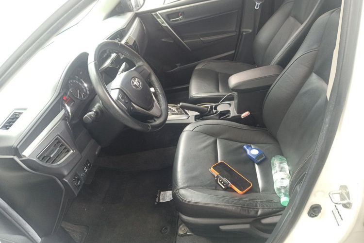 Toyota Corolla 2015 car image #15