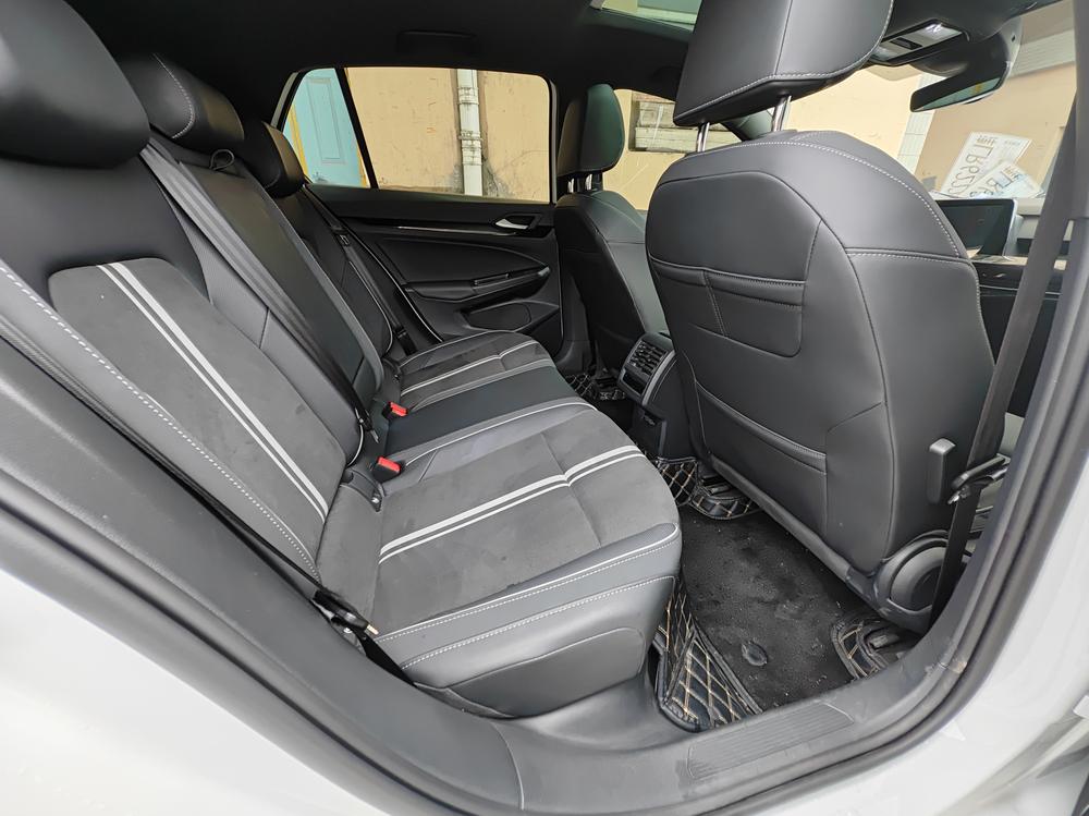 Volkswagen Golf 2022 #23 Volkswagen Golf 2022 صورة سيارة #23