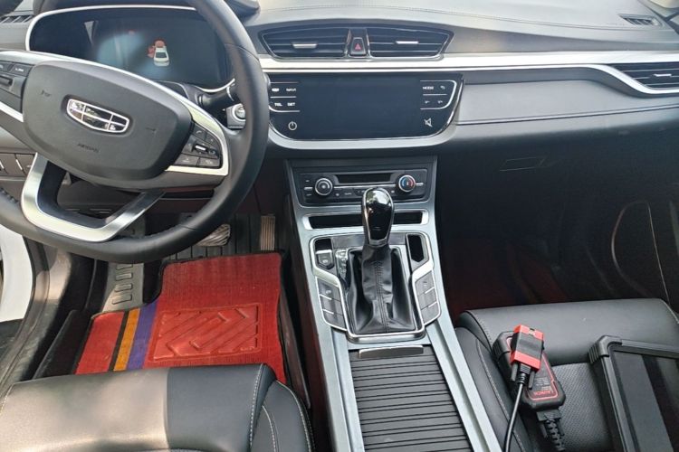 GEELY Emgrand 2020 #13 GEELY Emgrand 2020 car image #13
