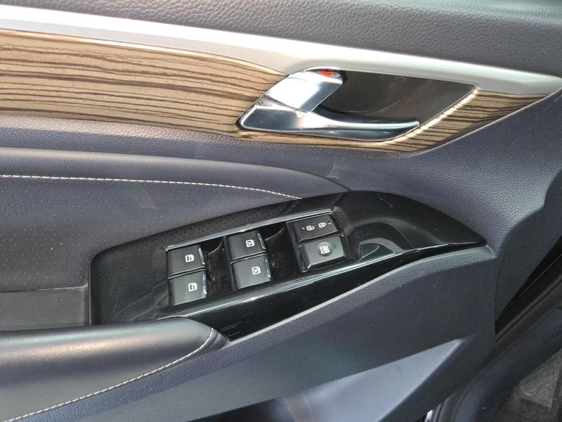 广汽传祺 传祺M8 2023 汽车图片 #10