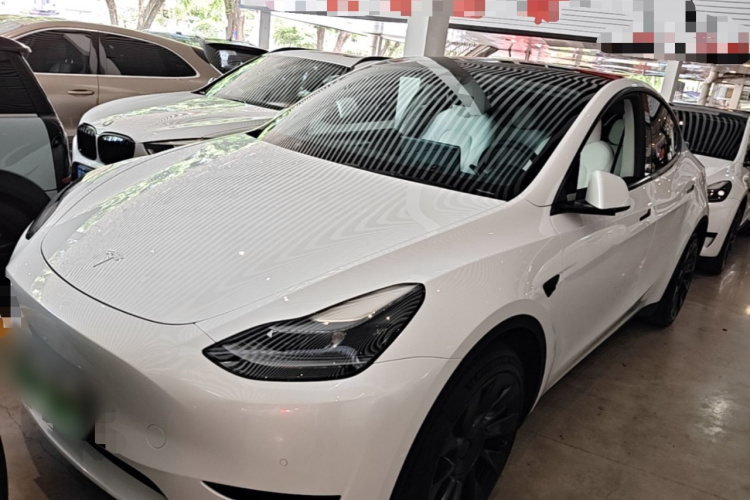Tesla Model Y 2023 #2 Tesla Model Y 2023 immagine di auto #2