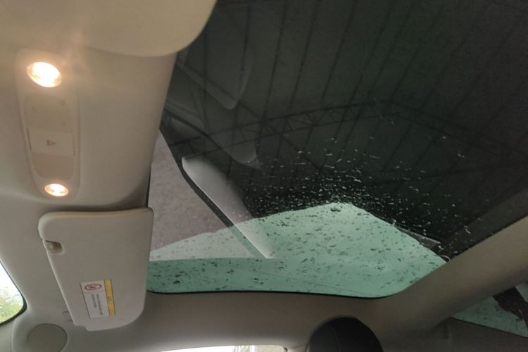 Tesla Model 3 2020 car image #18