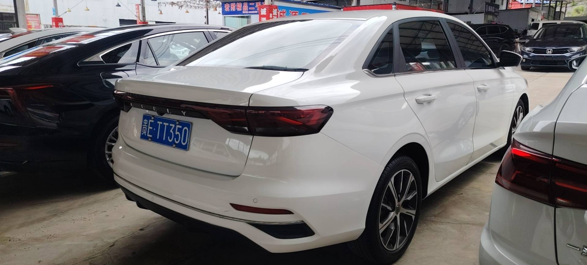 GEELY Emgrand 2021 #6 GEELY Emgrand 2021 car image #6