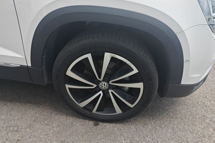 Volkswagen Tharu 2020 car image #9