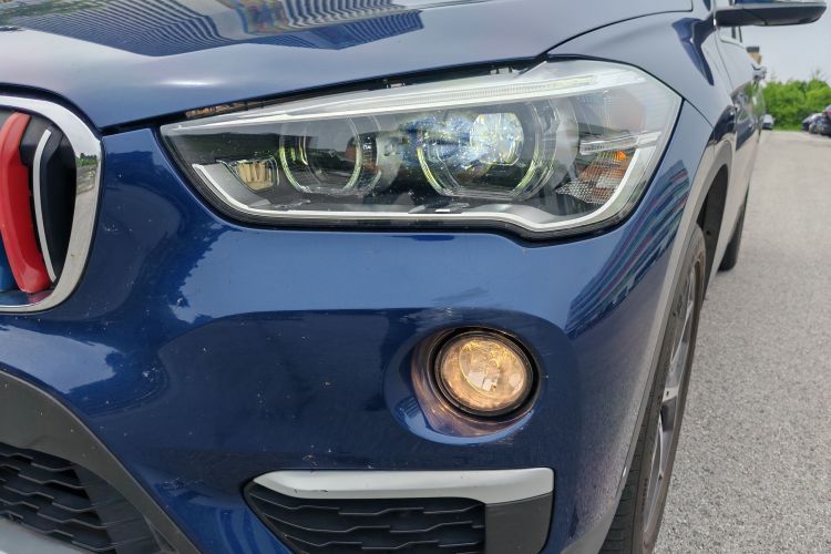 BMW X1 2019 car image #26