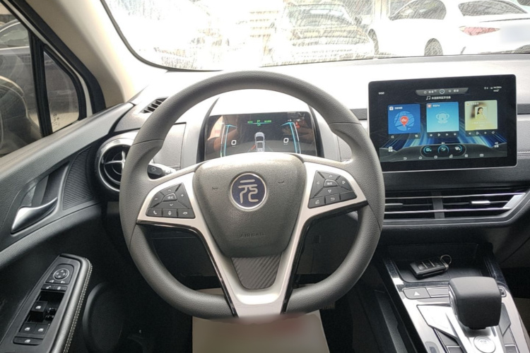 BYD Yuan New Energy 2019 #11 BYD Yuan New Energy 2019 immagine di auto #11