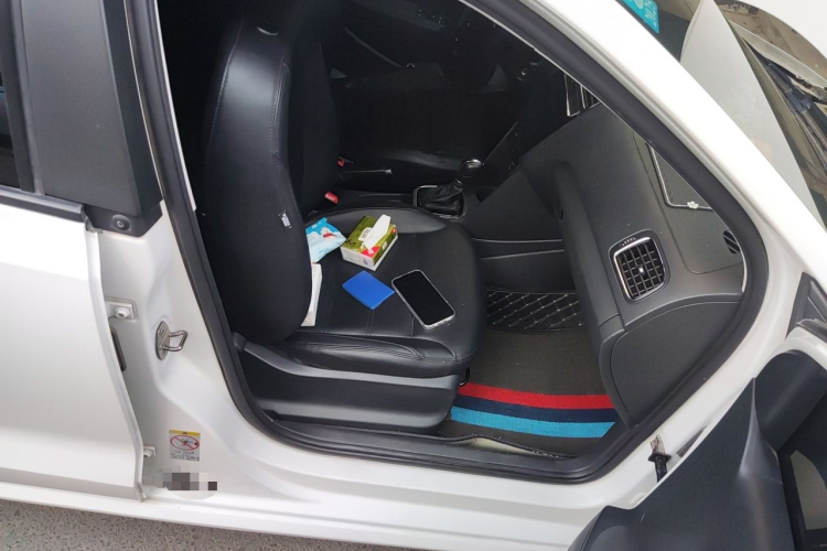 Volkswagen Polo 2017 #23 Volkswagen Polo 2017 car image #23