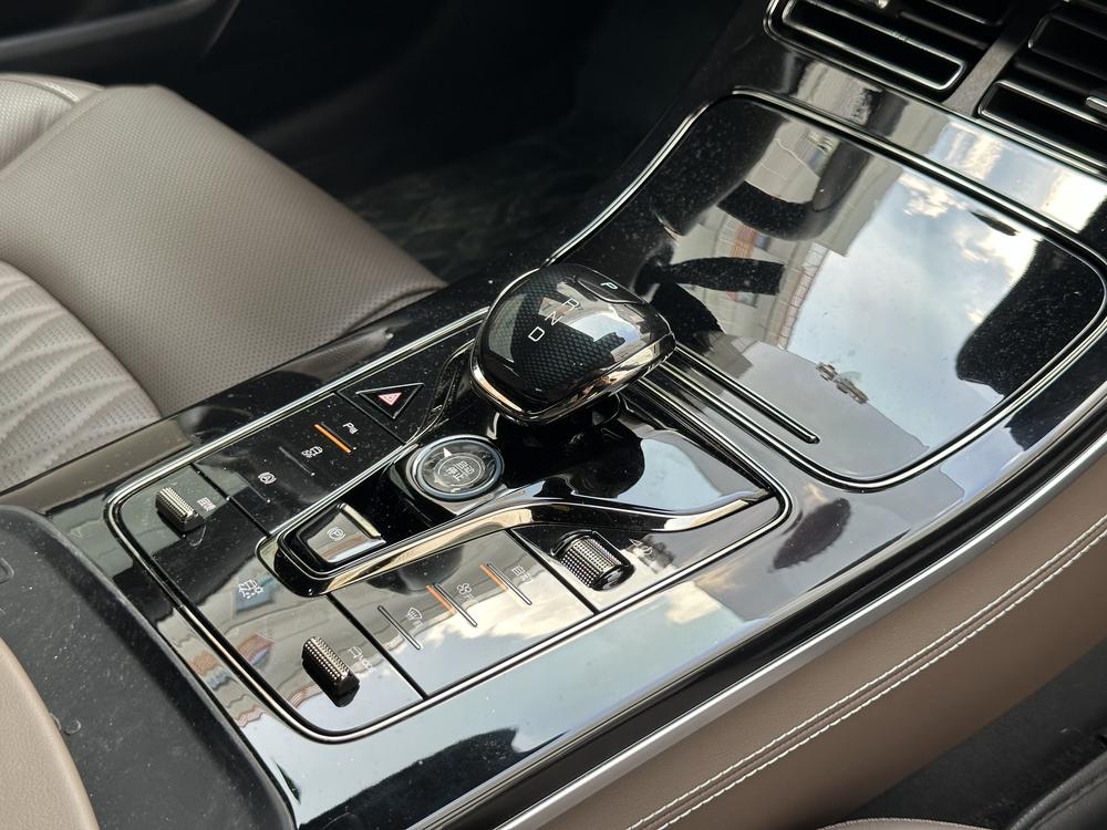 BYD Han 2023 imagem de carro #10
