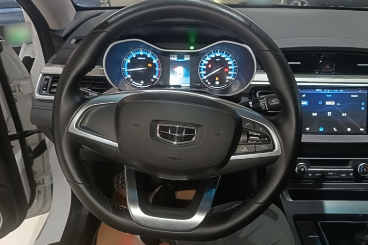 GEELY Emgrand 2019 #11 GEELY Emgrand 2019 car image #11