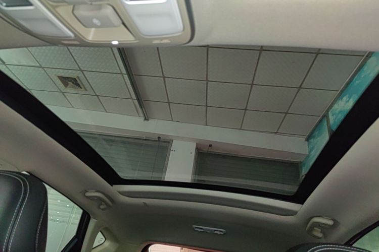 GEELY Emgrand GS 2019 car image #18