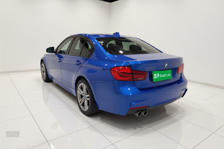 BMW 3 Series 2019 #5 BMW 3 Series 2019 car image #5