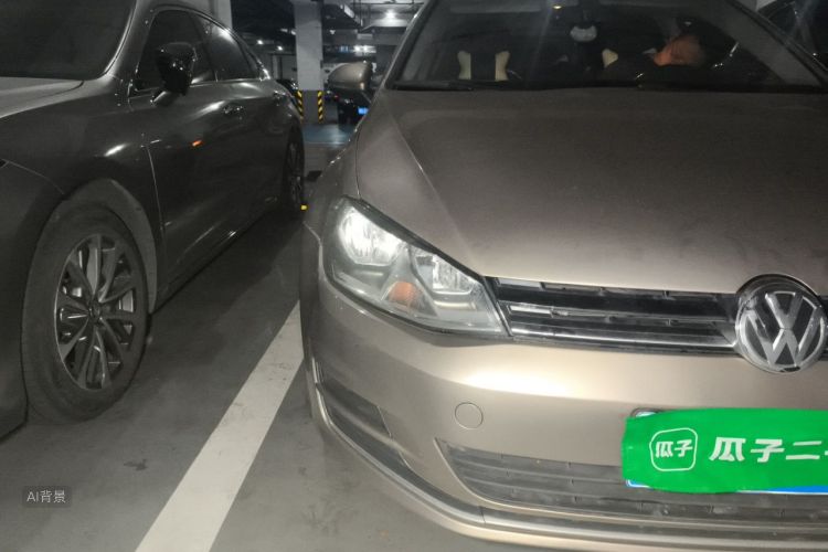 Volkswagen Golf 2015 car image #8