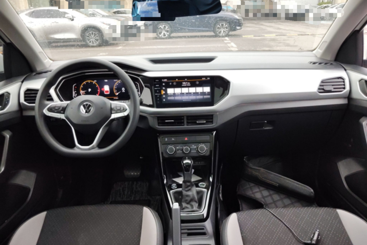 Volkswagen Tacqua 2021 car image #11