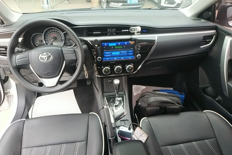 Toyota Corolla 2017 car image #10
