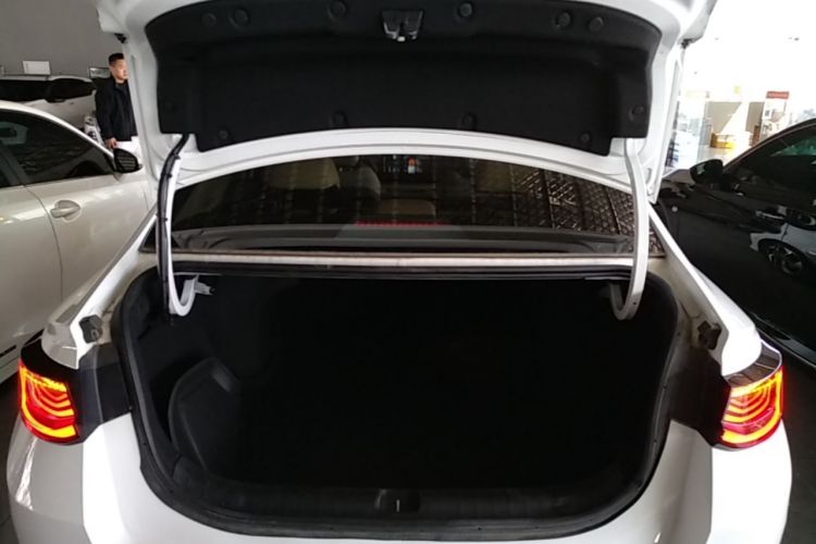 GEELY Emgrand L HiP 2022 #19 GEELY Emgrand L HiP 2022 car image #19