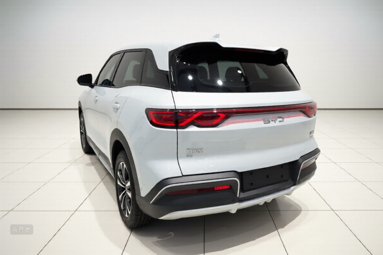 BYD YuanUP 2026 car image #5