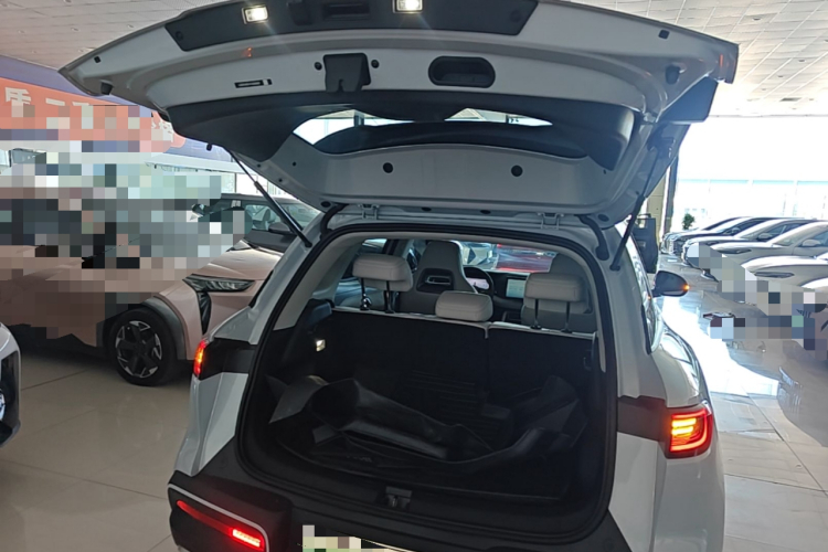 BYD YuanUP 2026 #19 BYD YuanUP 2026 image de voiture #19
