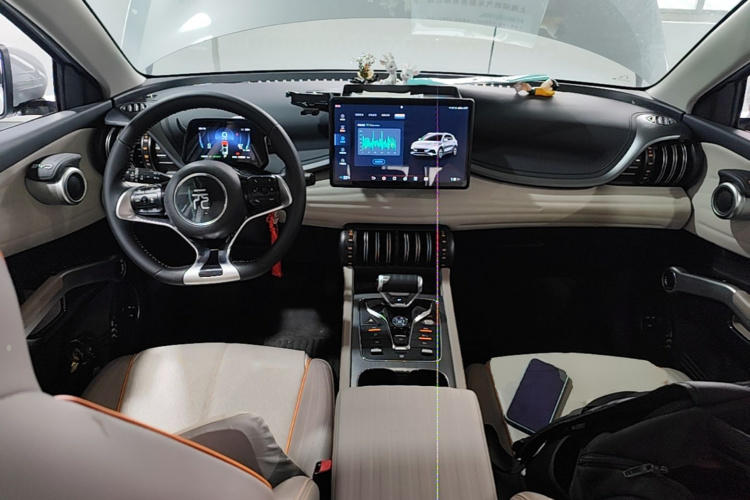 BYD Yuan Plus 2024 #10 BYD Yuan Plus 2024 car image #10