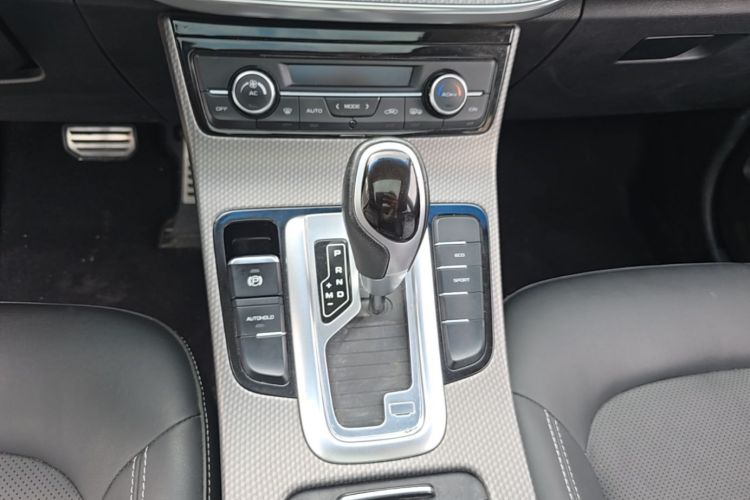 GEELY Emgrand GS 2018 car image #14