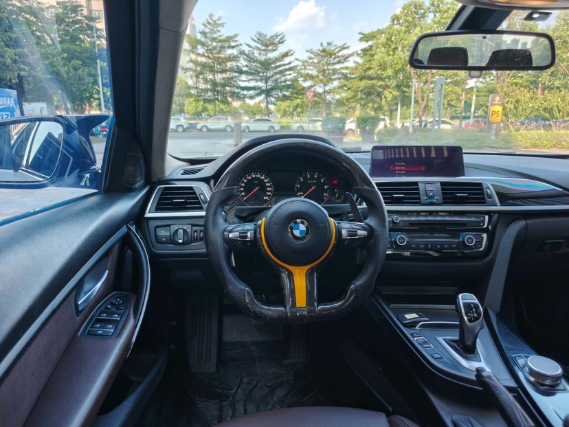 BMW 3 Series 2018 #6 BMW 3 Series 2018 car image #6