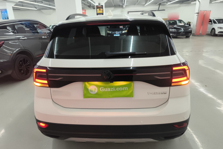 Volkswagen T-Cross 2020 immagine di auto #6