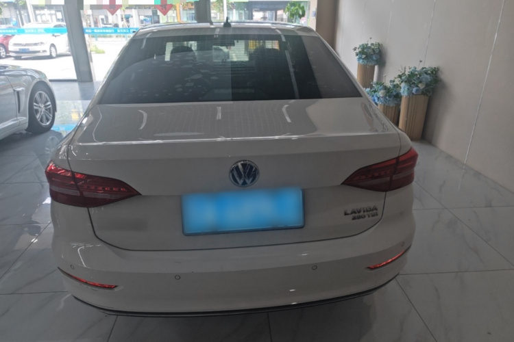 Volkswagen Lavida 2019 #6 Volkswagen Lavida 2019 car image #6