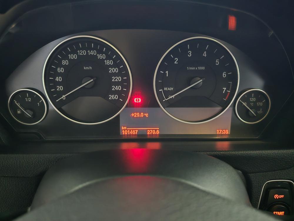 BMW 3 Series 2017 #10 BMW 3 Series 2017 immagine di auto #10