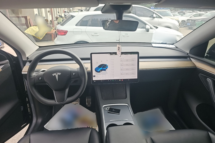 Tesla Model Y 2022 #11 Tesla Model Y 2022 car image #11