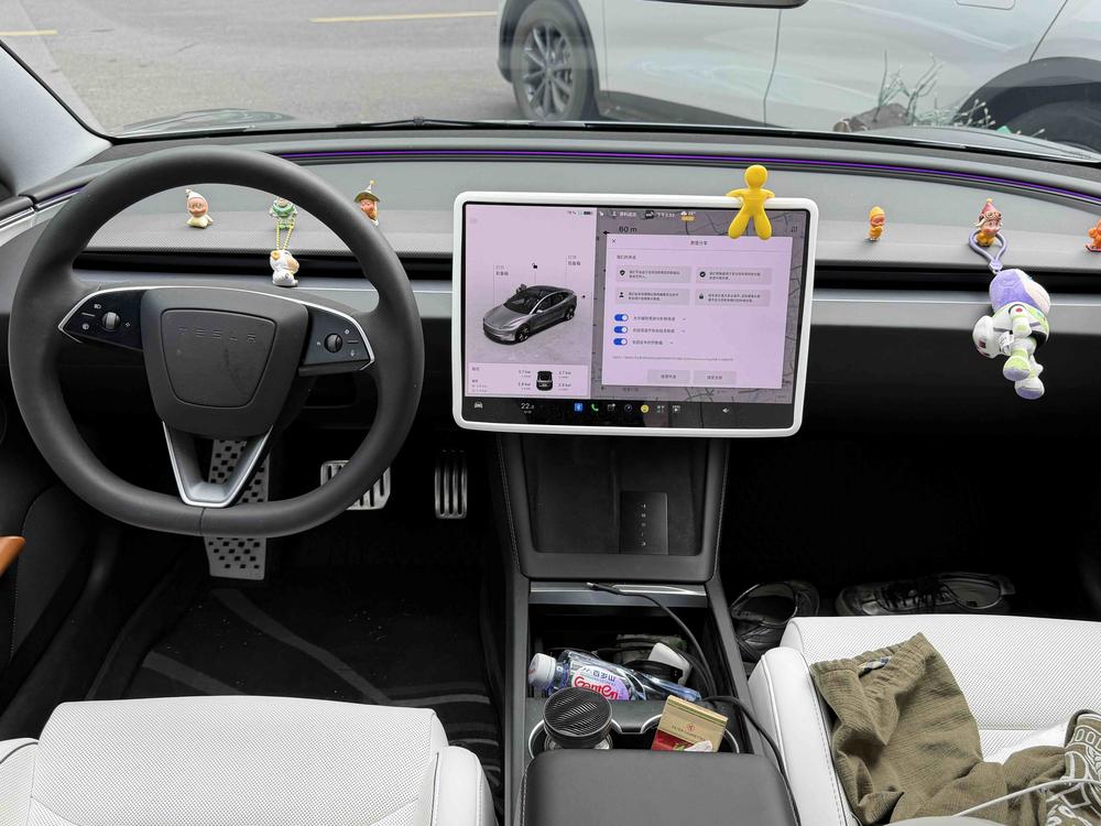 Tesla Model 3 2026 car image #7