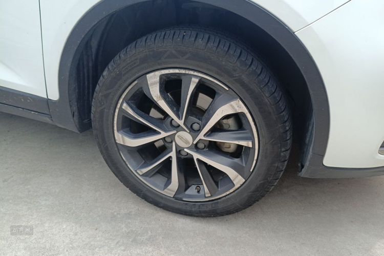 GEELY Emgrand GS 2019 car image #9