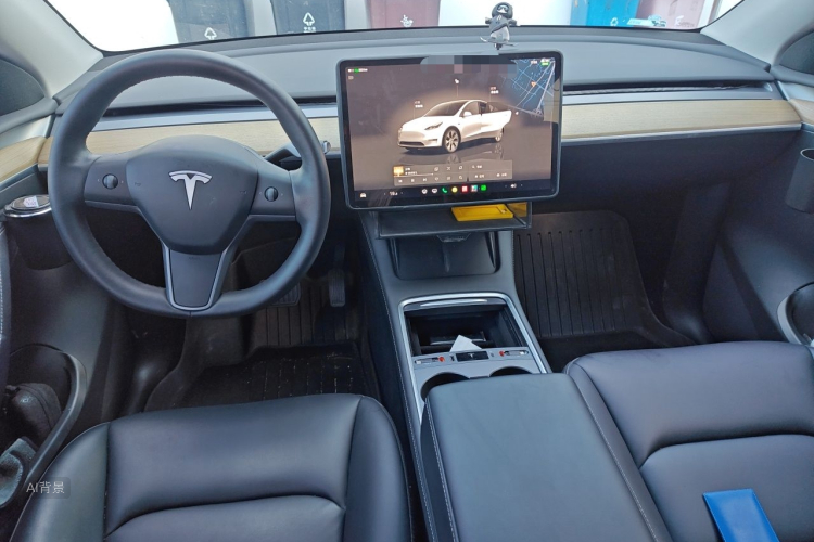 Tesla Model Y 2023 #11 Tesla Model Y 2023 car image #11