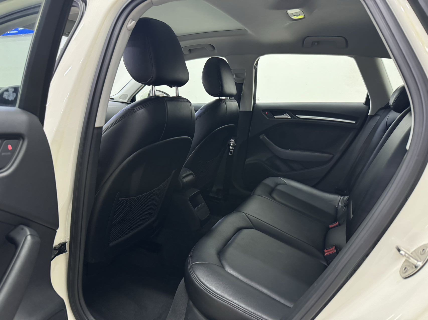Audi A3 2016 car image #9