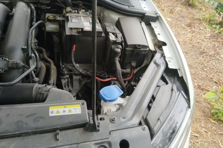 Volkswagen Bora 2023 car image #25