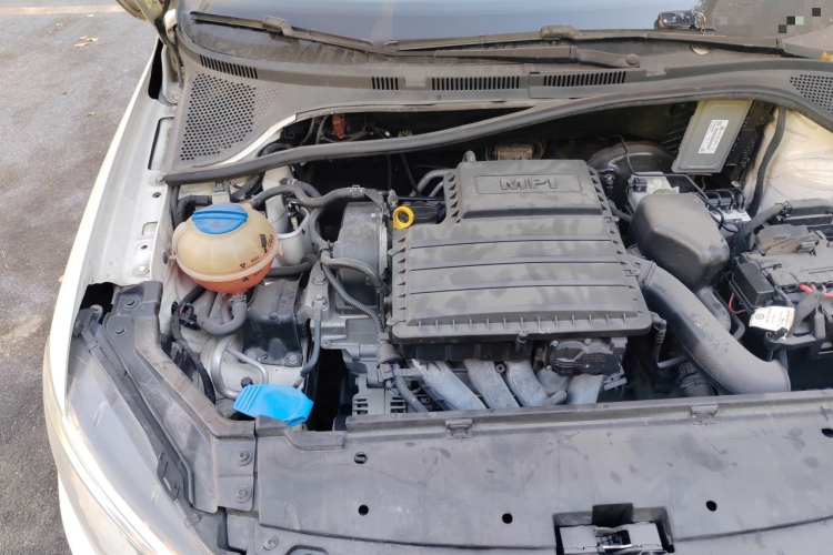 Volkswagen Santana 2016 car image #25