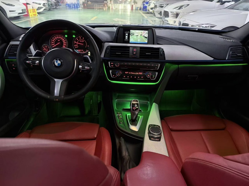 BMW 3 Series 2019 #5 BMW 3 Series 2019 car image #5