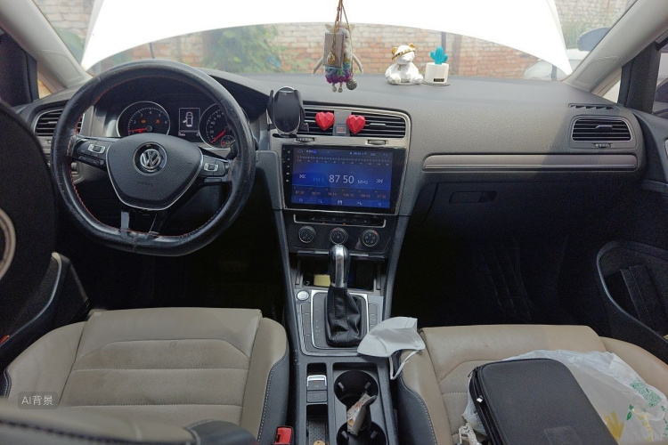 Volkswagen Golf 2017 car image #11