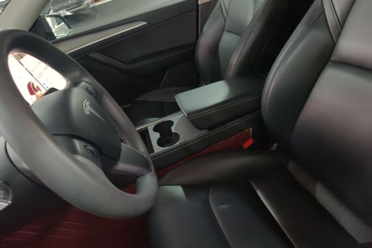 Tesla Model Y 2023 #15 Tesla Model Y 2023 car image #15