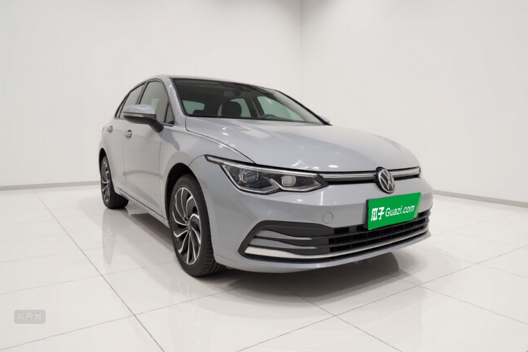 Volkswagen Golf 2024 car image #4
