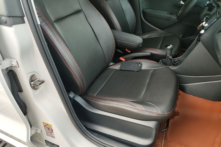 Volkswagen Polo 2016 #24 Volkswagen Polo 2016 car image #24