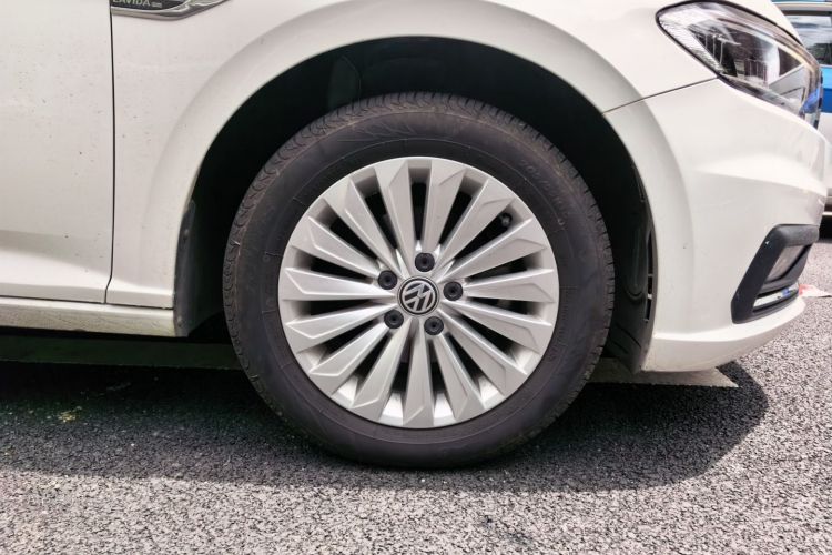 Volkswagen Lavida 2019 #9 Volkswagen Lavida 2019 car image #9