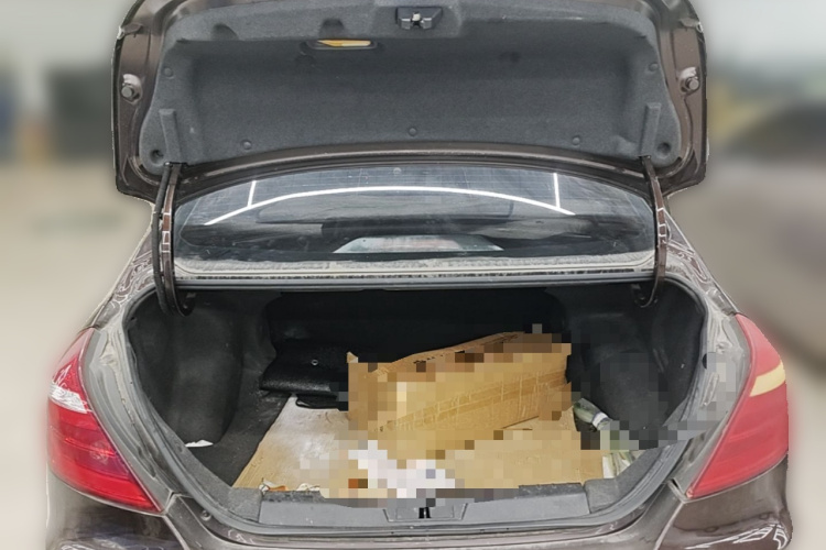 GEELY Emgrand 2017 car image #21