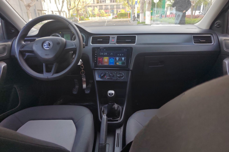Skoda Rapid 2018 #10 Skoda Rapid 2018 image de voiture #10