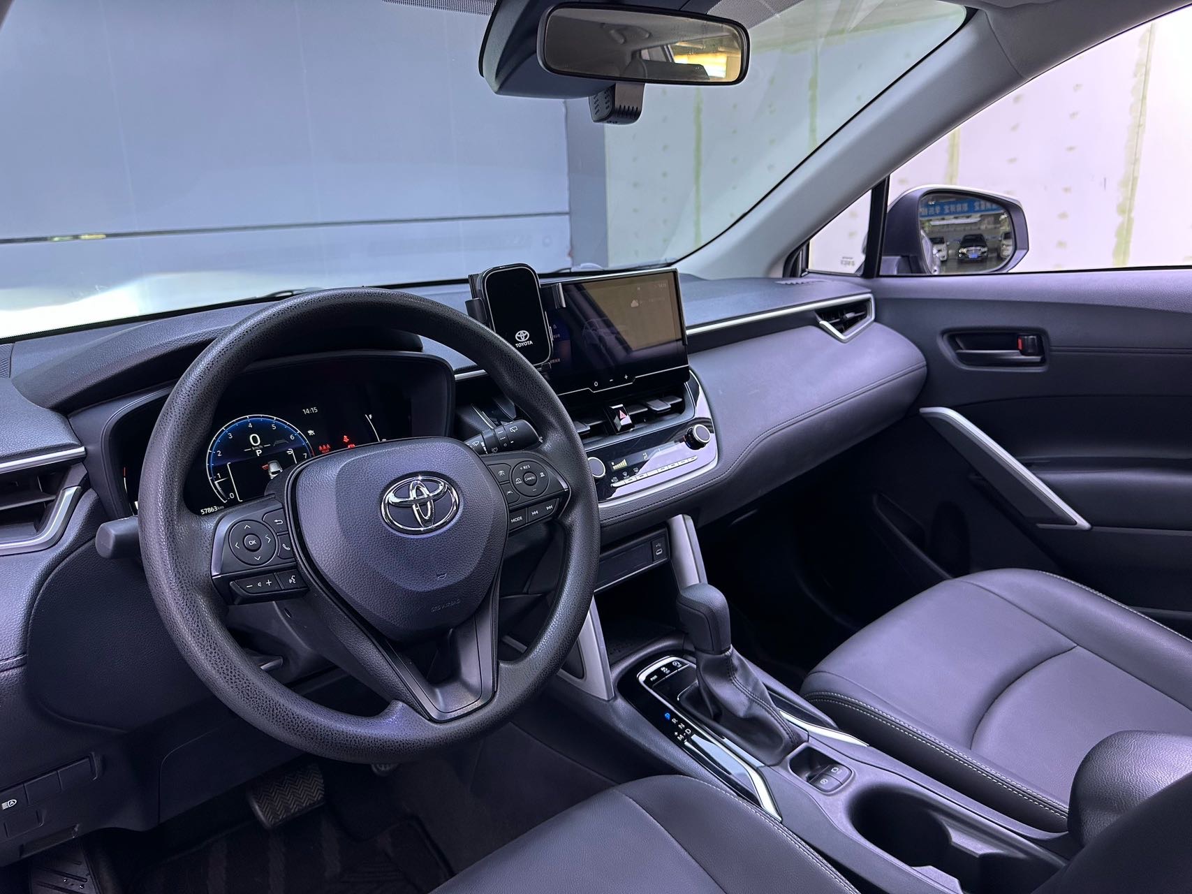 Toyota Corolla Cross 2024 car image #9