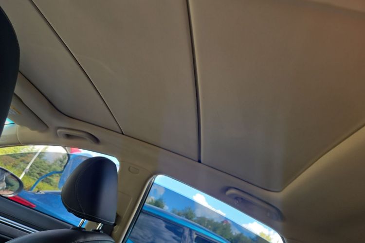 GEELY Emgrand GS 2019 car image #16