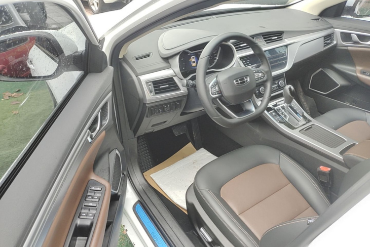 GEELY Emgrand GL 2019 car image #16