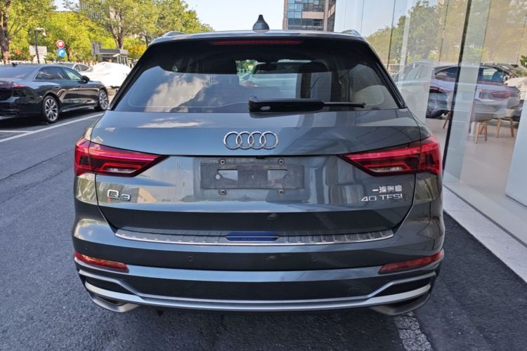 Audi Q3 2019 #6 Audi Q3 2019 car image #6