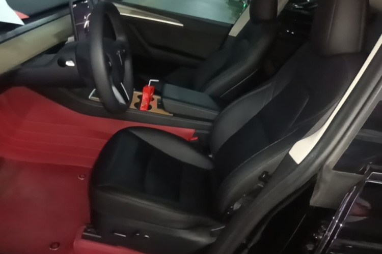 Tesla Model Y 2023 #19 Tesla Model Y 2023 car image #19