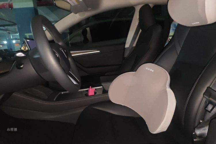 Tesla Model Y 2022 immagine di auto #17