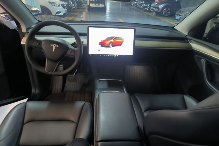 Tesla Model Y 2022 #10 Tesla Model Y 2022 car image #10