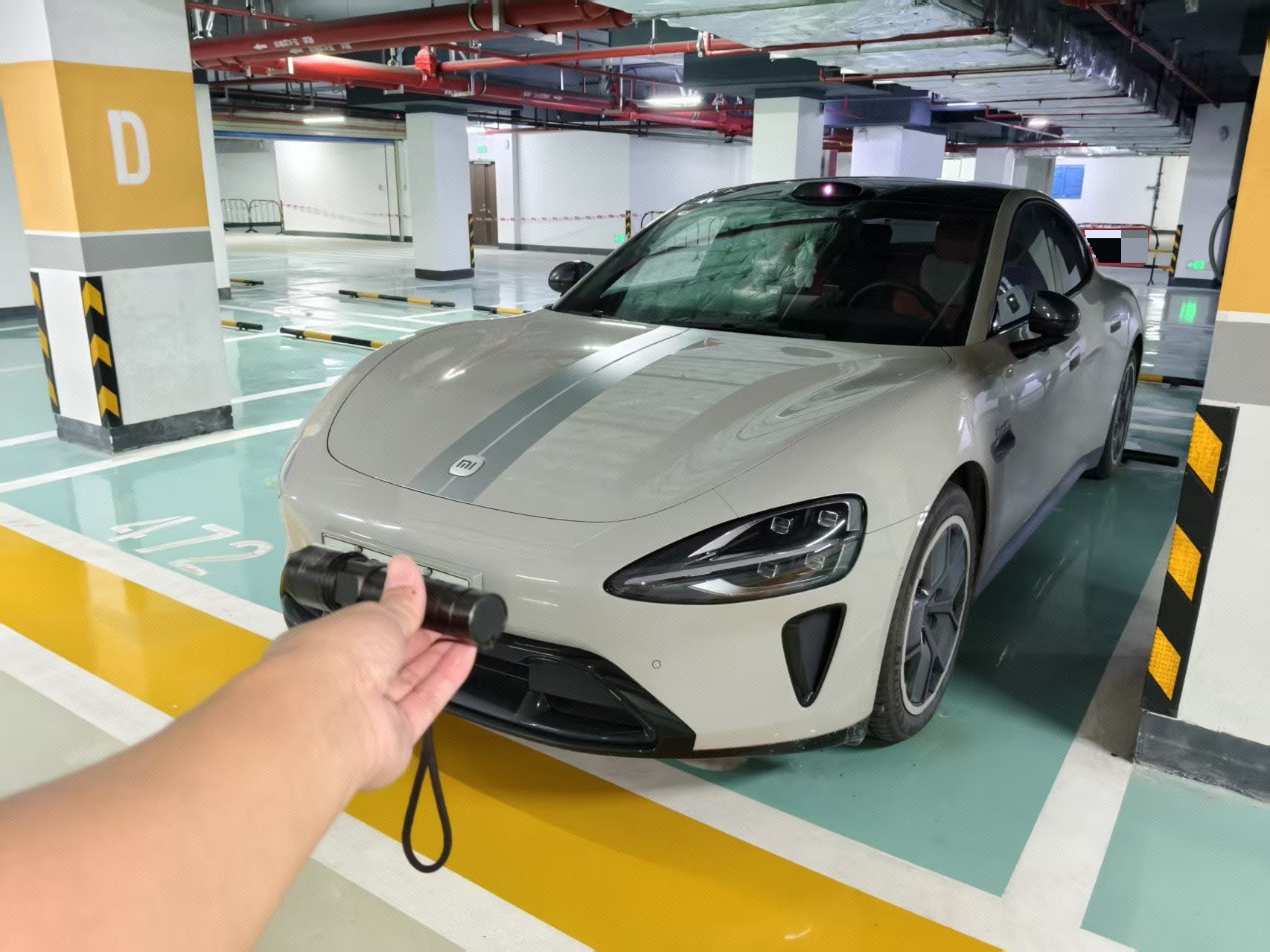 MI SU7 2024 car image 